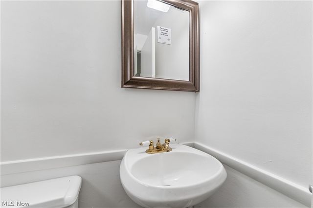 644 Wellfleet Drive, Bay Village, OH 44140