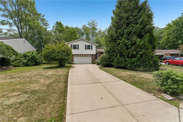 644 Wellfleet Drive, Bay Village, OH 44140