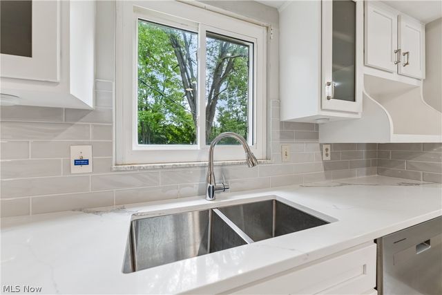 644 Wellfleet Drive, Bay Village, OH 44140