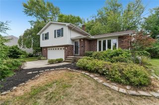 644 Wellfleet Drive, Bay Village, OH 44140