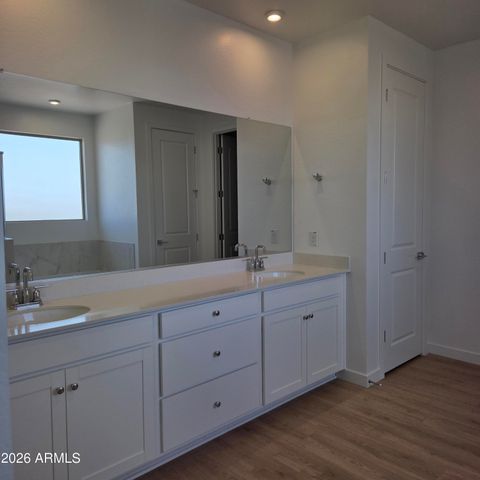 3009 E Villa Avenue, San Tan Valley, AZ 85143