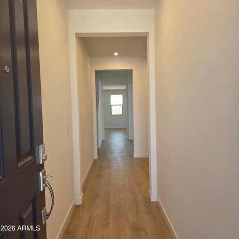 3009 E Villa Avenue, San Tan Valley, AZ 85143