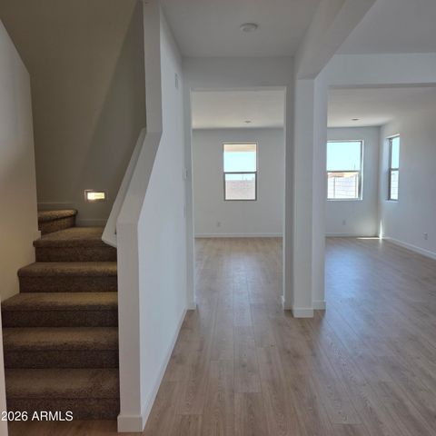 3009 E Villa Avenue, San Tan Valley, AZ 85143