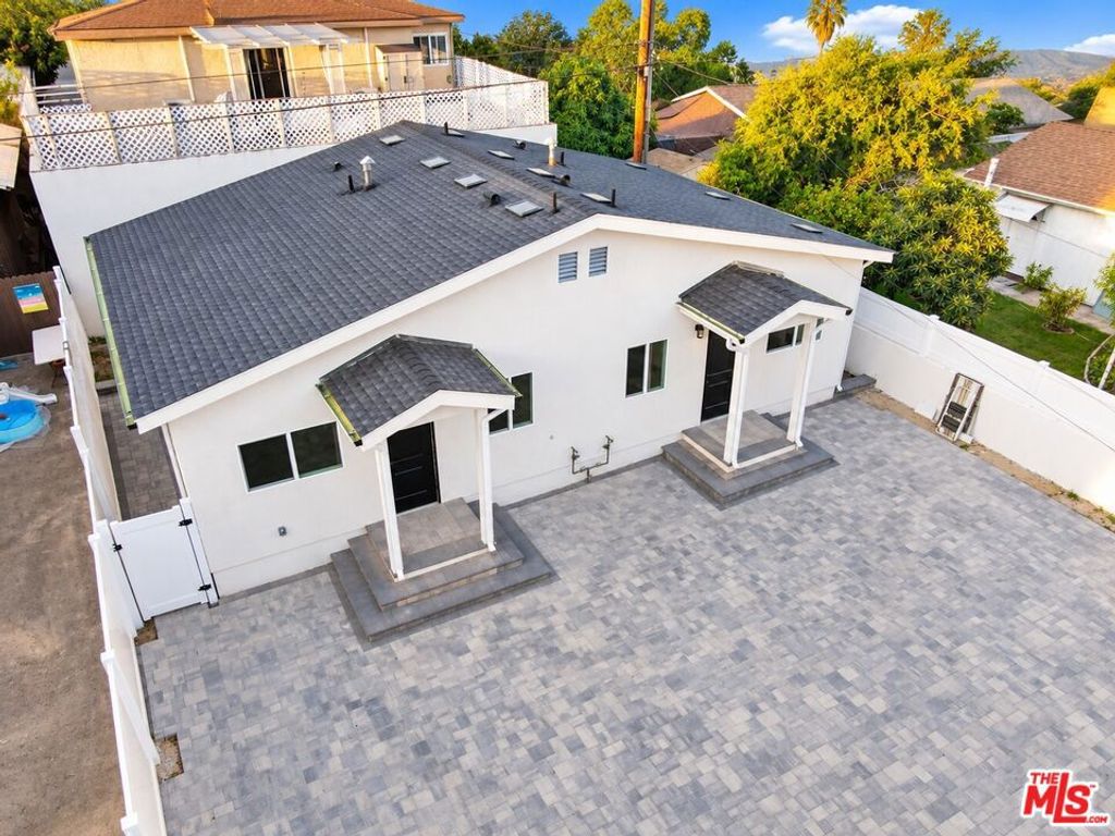 559 Oak Street, Glendale, CA 91204 — photo 5