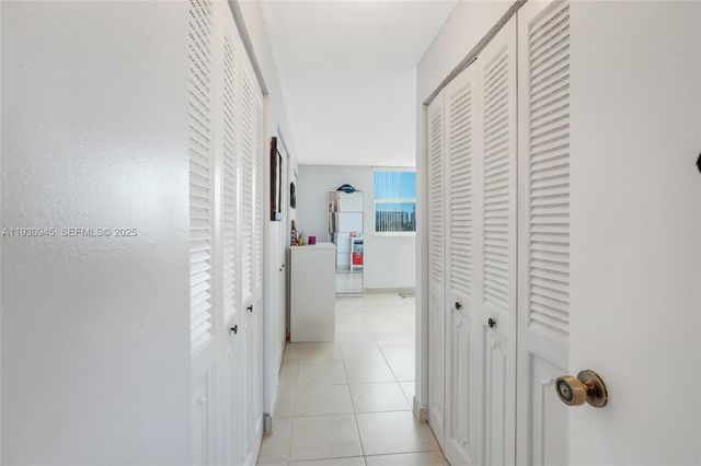 321 SE 3rd St 502, Dania Beach, FL 33004