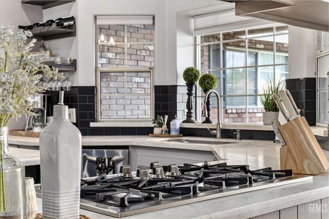 13001 Monarch Palm Avenue, Bakersfield, CA 93314