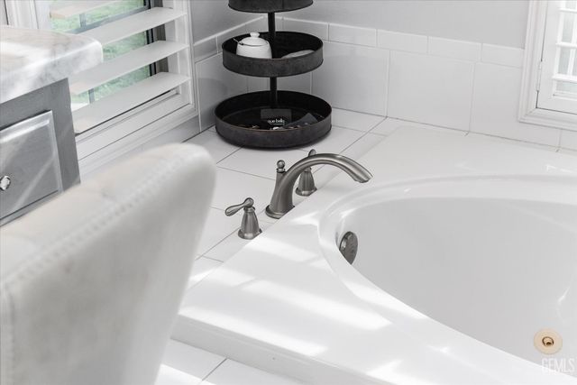 13001 Monarch Palm Avenue, Bakersfield, CA 93314