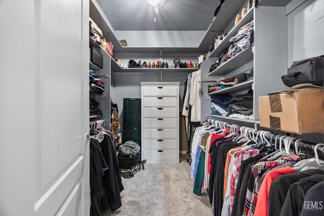 13001 Monarch Palm Avenue, Bakersfield, CA 93314