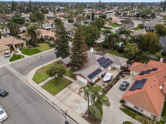 13001 Monarch Palm Avenue, Bakersfield, CA 93314
