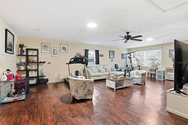 2715 NW 55TH BOULEVARD, Gainesville, FL 32653