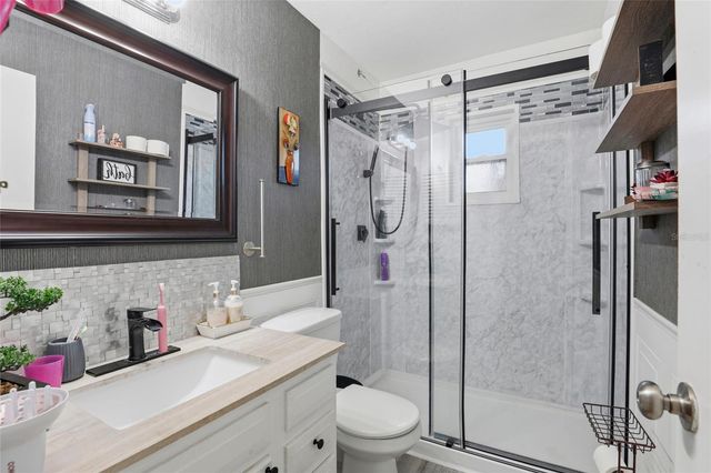 2715 NW 55TH BOULEVARD, Gainesville, FL 32653