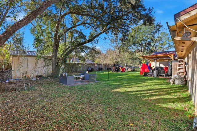 2715 NW 55TH BOULEVARD, Gainesville, FL 32653