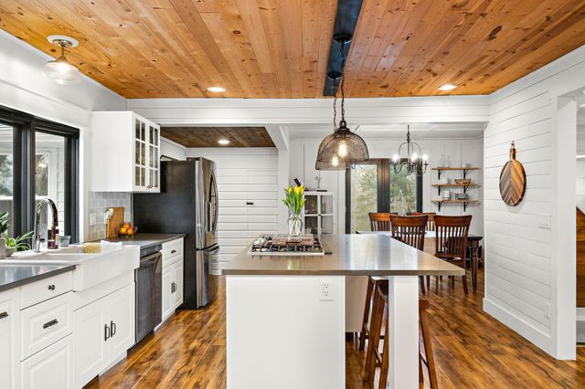 5145 Long Avenue, White Bear Lake, MN 55110