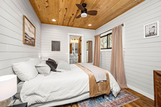 5145 Long Avenue, White Bear Lake, MN 55110