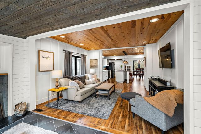 5145 Long Avenue, White Bear Lake, MN 55110