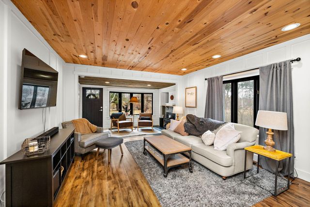 5145 Long Avenue, White Bear Lake, MN 55110