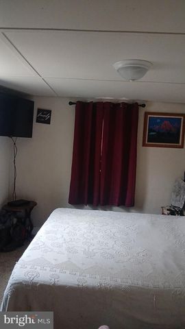 1934 EDGEWOOD RD, Chambersburg, PA 17202