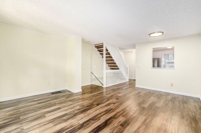 5805 Blendon Place Drive, 13D, Columbus, OH 43230