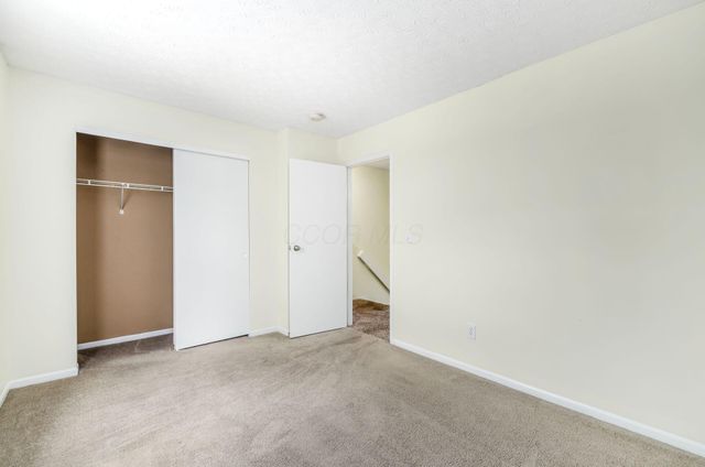5805 Blendon Place Drive, 13D, Columbus, OH 43230
