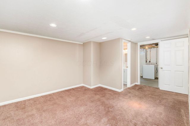 5805 Blendon Place Drive, 13D, Columbus, OH 43230