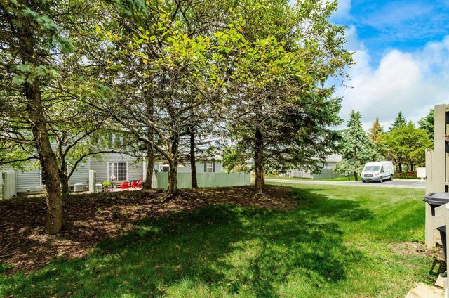 5805 Blendon Place Drive, 13D, Columbus, OH 43230