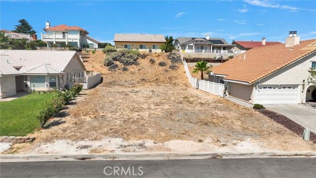 13610 Sierra Vista Drive, Victorville, CA 92395