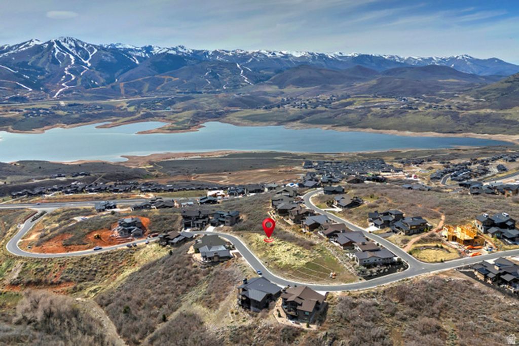 Image 13 of property listing at 11383 N SOARING HAWK LN # 9, Hideout, UT 84036