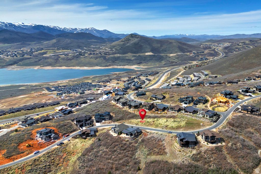 Image 15 of property listing at 11383 N SOARING HAWK LN # 9, Hideout, UT 84036