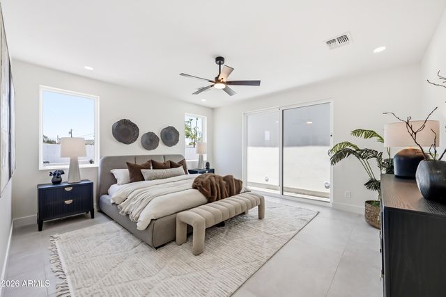 4002 N 34TH Street, Phoenix, AZ 85018