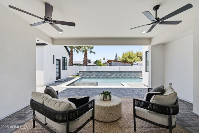 4002 N 34TH Street, Phoenix, AZ 85018