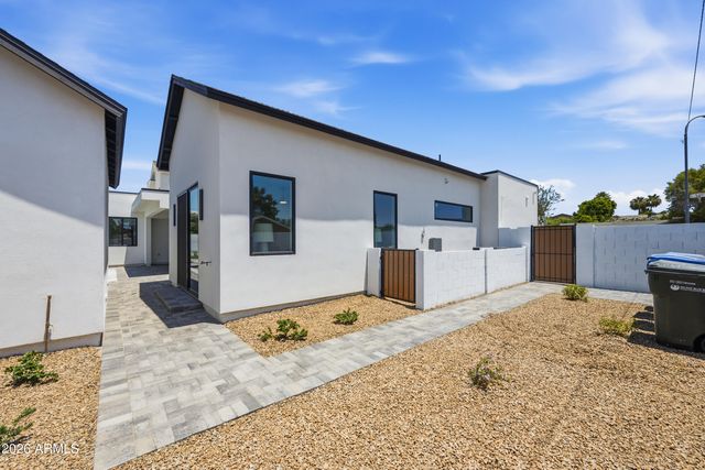 4002 N 34TH Street, Phoenix, AZ 85018