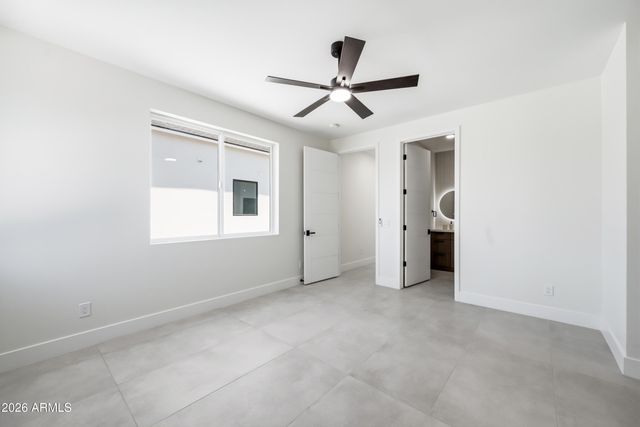 4002 N 34TH Street, Phoenix, AZ 85018