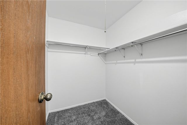 9735 Pellston Way, Miamisburg, OH 45342