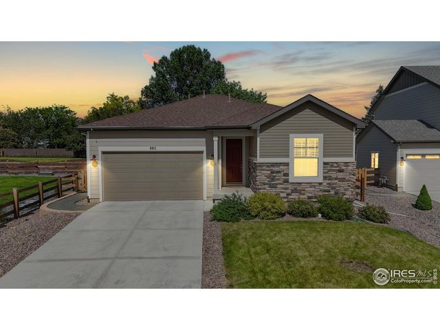 982 Blue Bell Rd, Berthoud, CO 80513