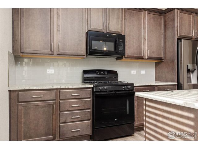 982 Blue Bell Rd, Berthoud, CO 80513