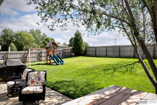 11889 S 217th Street, Gretna, NE 68028