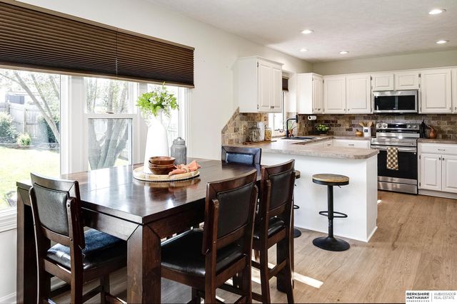 11889 S 217th Street, Gretna, NE 68028