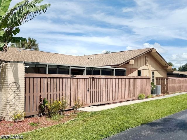 6336 Royal Woods DR B, Fort Myers, FL 33908