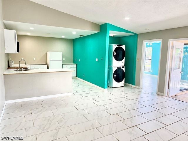 6336 Royal Woods DR B, Fort Myers, FL 33908