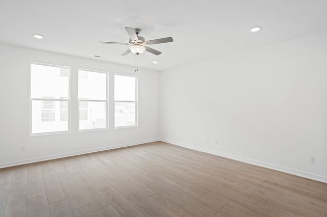 4099 Burton Drive, White House, TN 37188