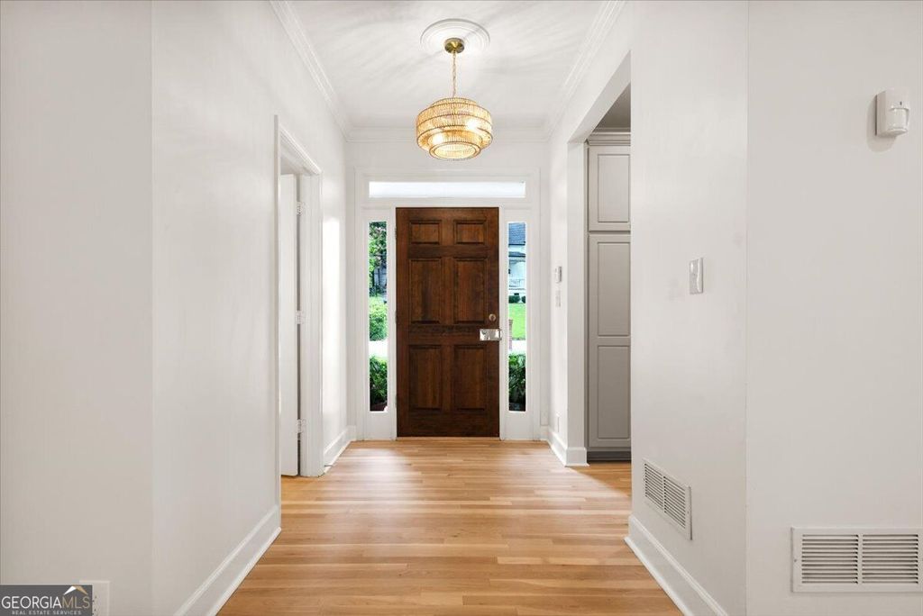 2190 Stephen Long Drive NE, Atlanta, GA 30305 — photo 3