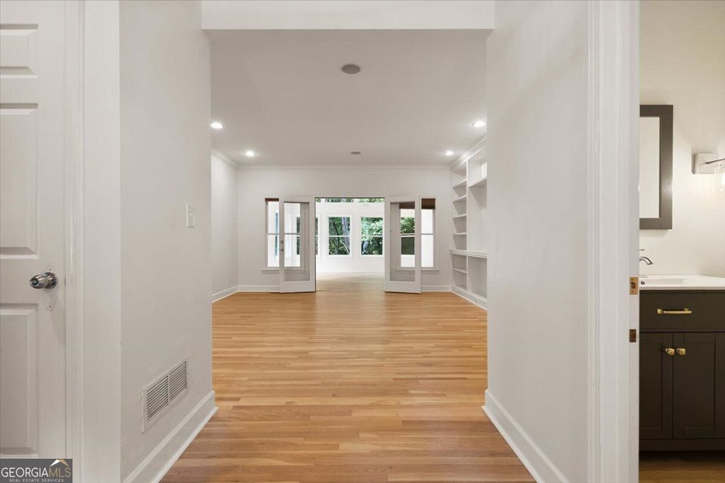 2190 Stephen Long Drive NE, Atlanta, GA 30305 — photo 4