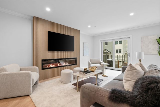 77 Waverley Avenue 77A, Watertown, MA 02472