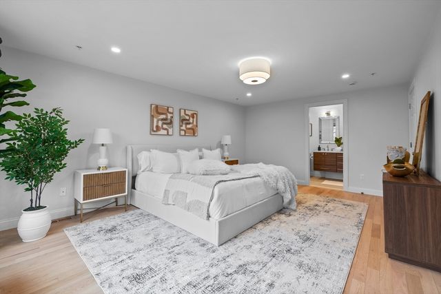 77 Waverley Avenue 77A, Watertown, MA 02472