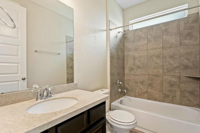 4526 Highland Field Lane, Sugar Land, TX 77479