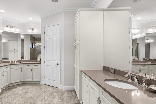 11942 Heather Woods CT, Naples, FL 34120