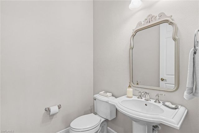 11942 Heather Woods CT, Naples, FL 34120