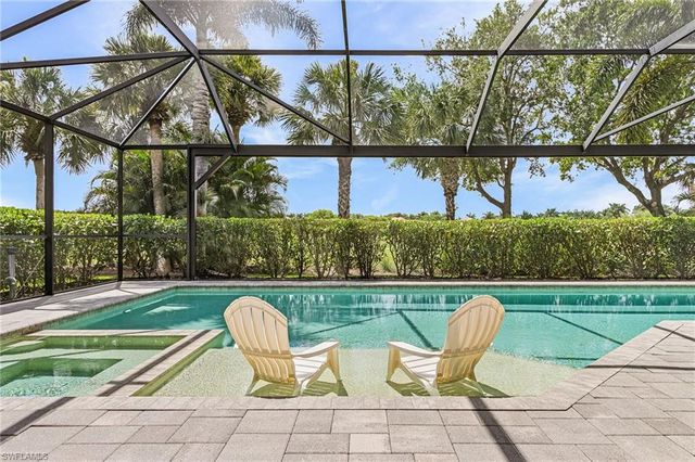 11942 Heather Woods CT, Naples, FL 34120