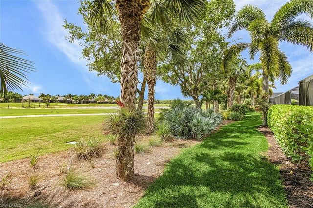 11942 Heather Woods CT, Naples, FL 34120