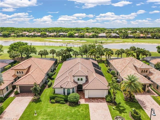 11942 Heather Woods CT, Naples, FL 34120